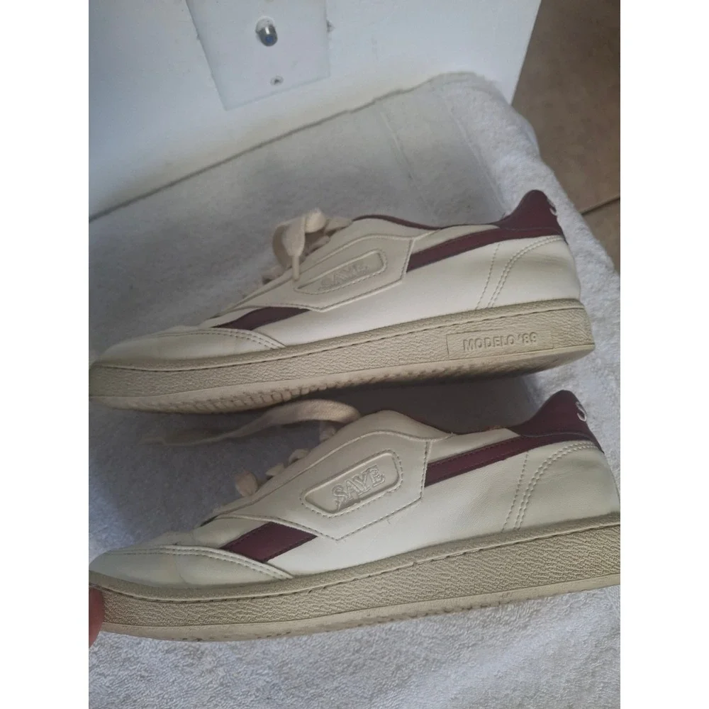 Saye Modelo '89 Vegan Leather Sneakers Cream Burgundy Low Top Mens 7.5 Womens 9